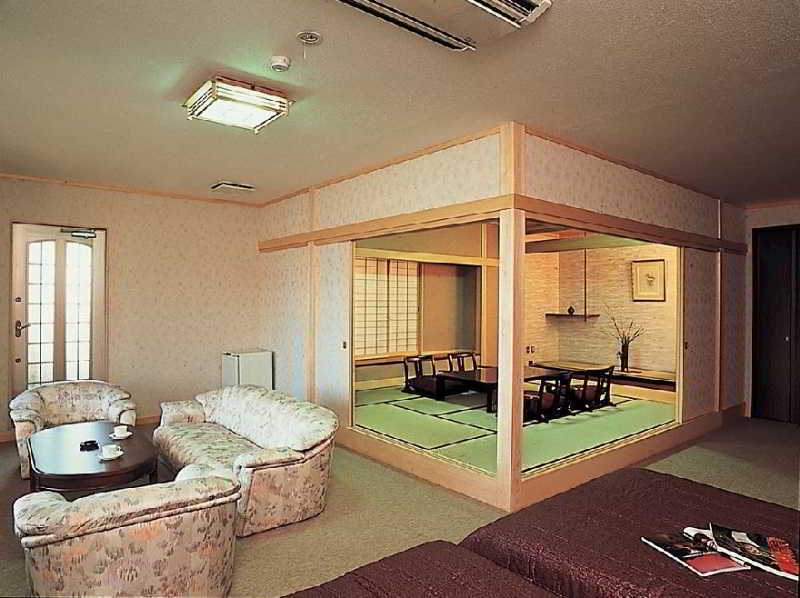 Hotel 楽気ハウス甲斐路 Raki House Kaiji Fuefuki Zewnętrze zdjęcie